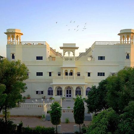 V Resorts Jhalamand Garh Jodhpur ジョードプル エクステリア 写真