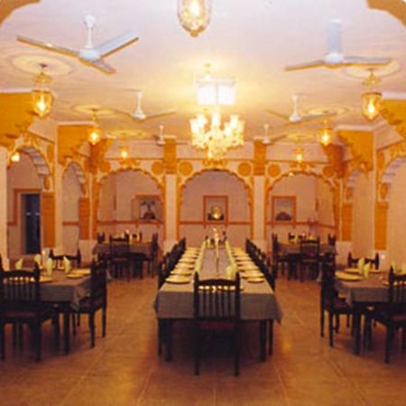 V Resorts Jhalamand Garh Jodhpur ジョードプル エクステリア 写真